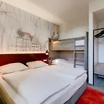 Campanile Leipzig Halle Airport ホテル 3*
