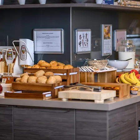 Campanile Leipzig Halle Airport 3*