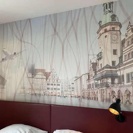 Campanile Leipzig Halle Airport Отель 3*