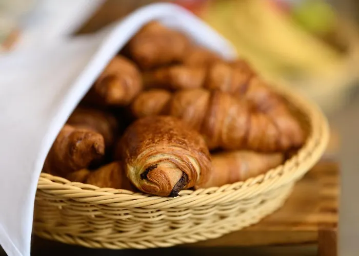 Campanile Leipzig Halle Airport Hotel 3*