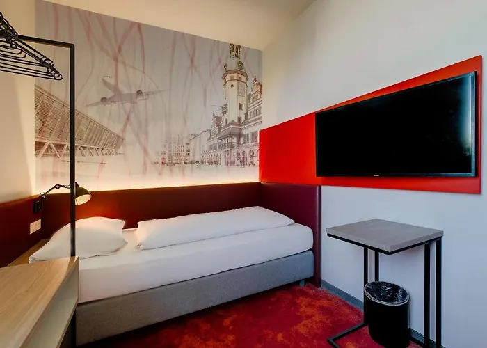 Hotel Campanile Leipzig Halle Airport 3*
