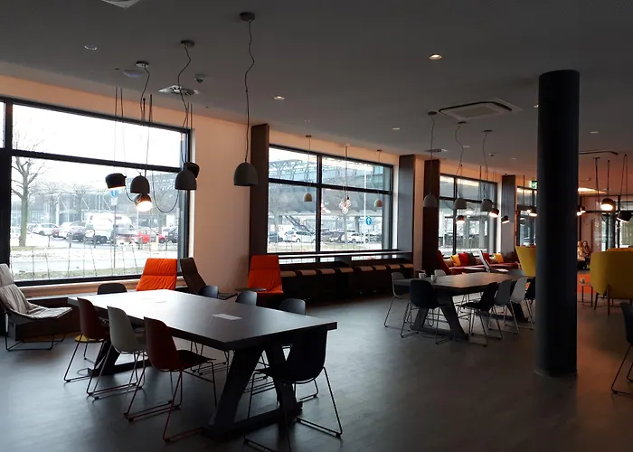 Campanile Leipzig Halle Airport Hotel 3*